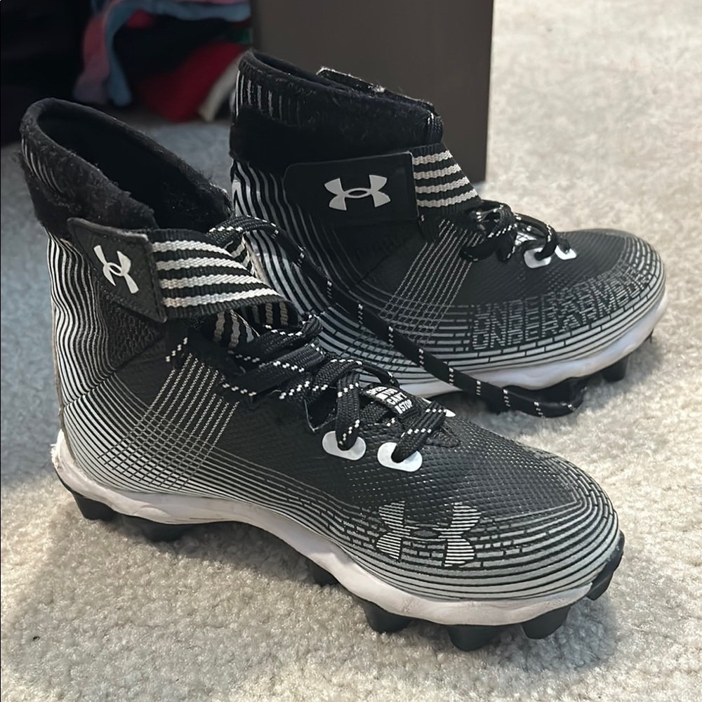 Under Armour Kids Black Cleats